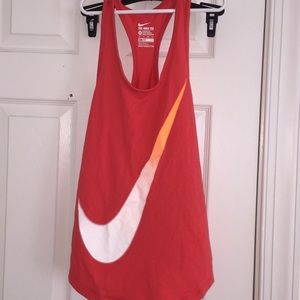 red nike tank top